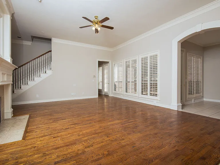 8100 Davidson Dr — Photo 10