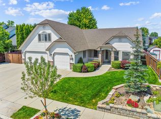 2468 E Pistol Creek Dr, Meridian, ID 83642