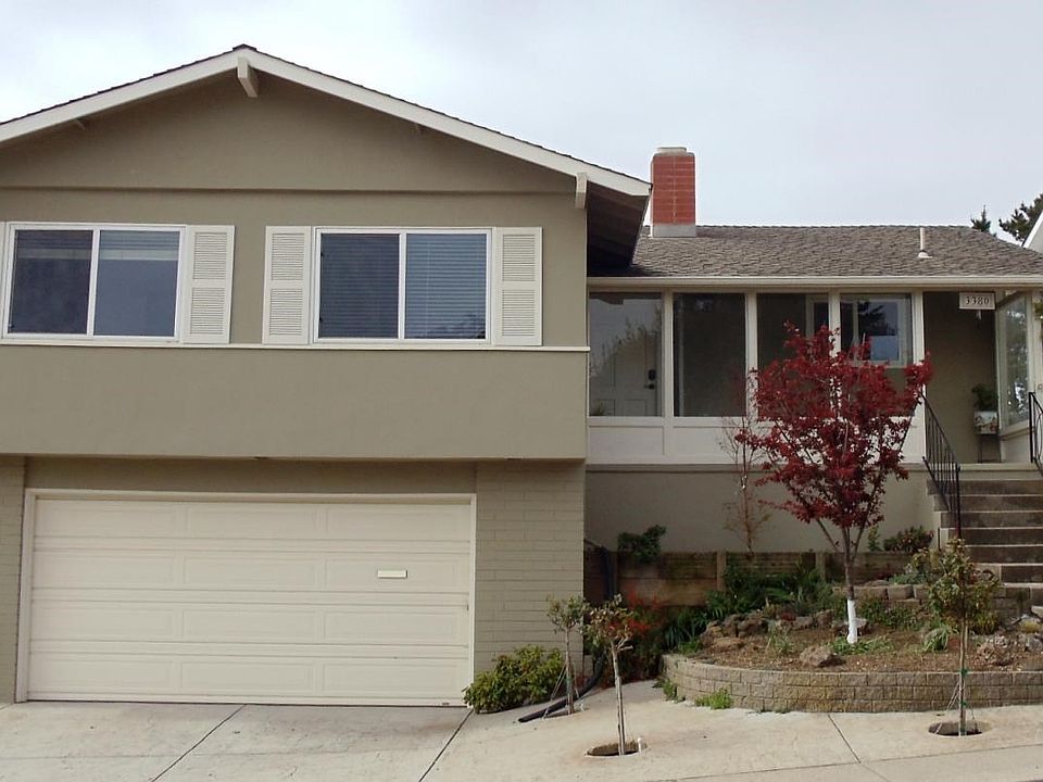 1st image of 3380 Longview Dr