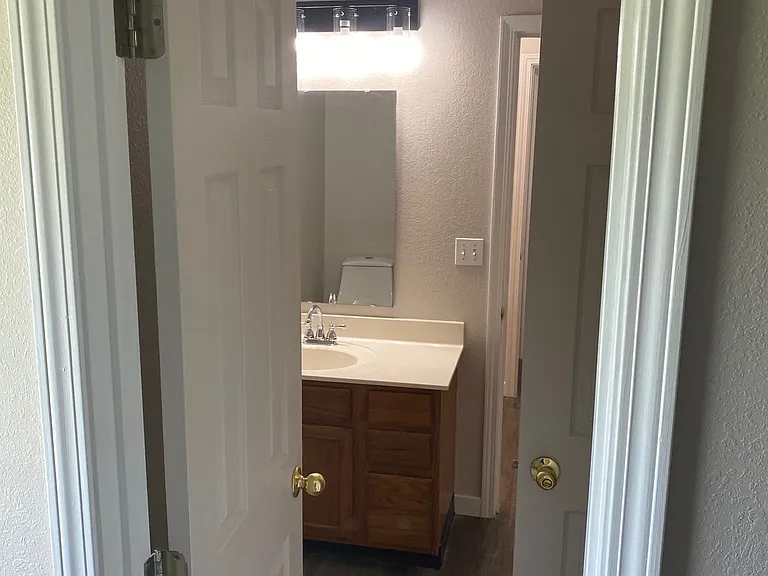 4866 Richmond Dr — Photo 19