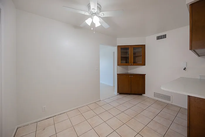 617 E Brown Rd — Photo 10