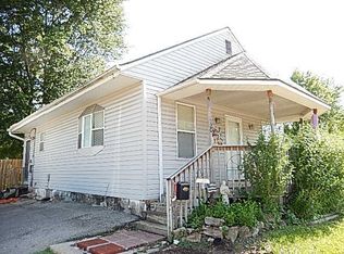 720 W 7th St, Ottawa, KS 66067
