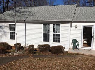 24 Sulphur Springs Rd, Greenville, SC 29617