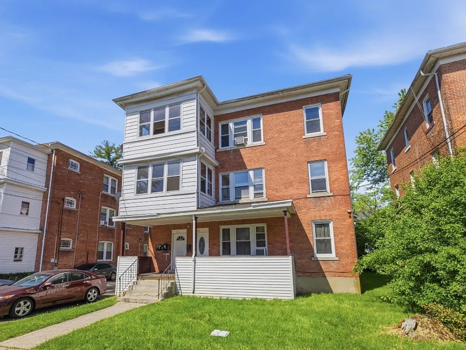 115 Baltimore St #2