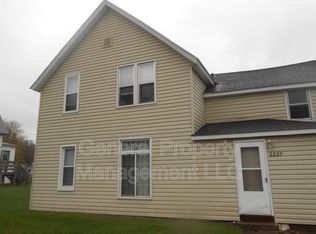 2227 1/2 3rd St, Eau Claire, WI 54703