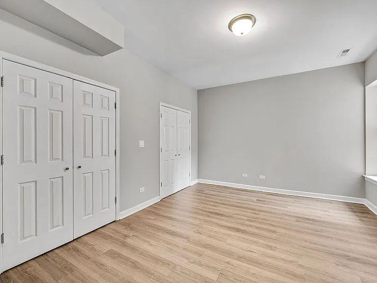 4145 S Michigan Ave #2 — Photo 7
