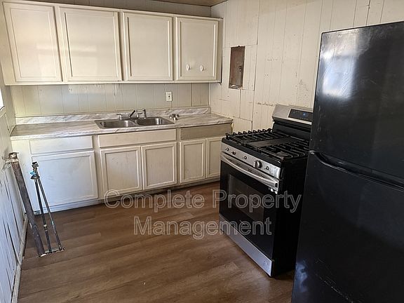 2nd image of 3348 34th St N