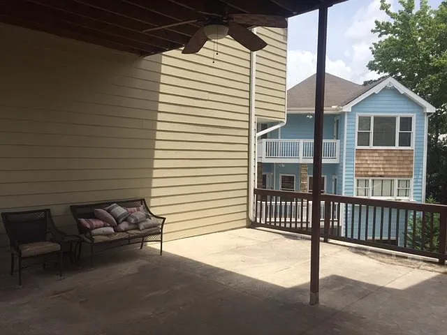 1030 Greenwood Ave NE #A — Photo 10
