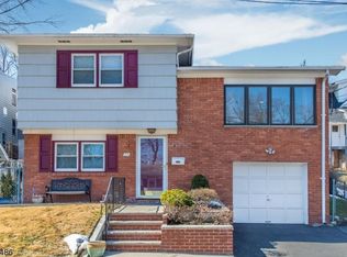 11 Freeman Pl, West Orange, NJ 07052