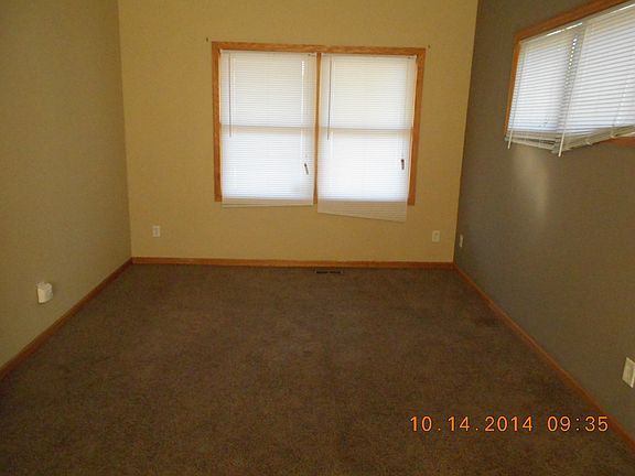 3rd image of 3250 Lyndale Ave N