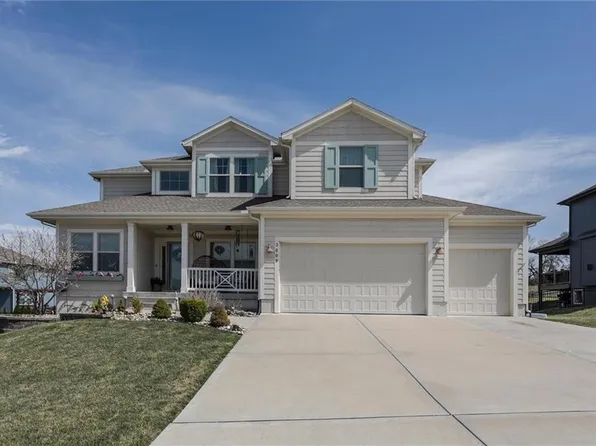 3009 SW Arthur Dr, Lees Summit, MO 64082