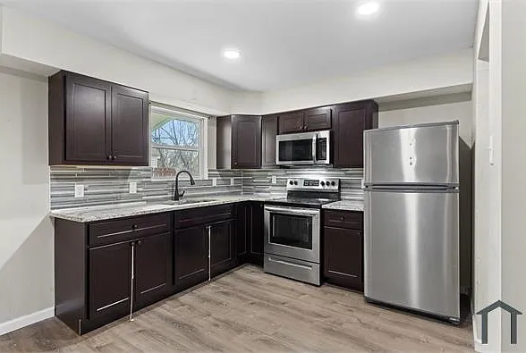 231 Estridge Rd — Photo 12