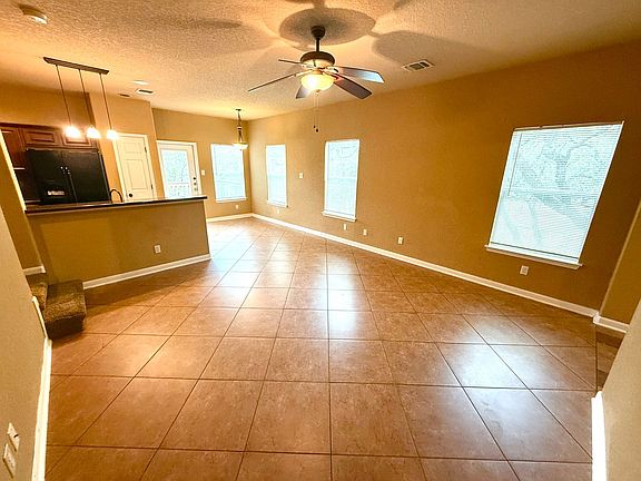 4th image of 7418 Moss Brook Dr #102