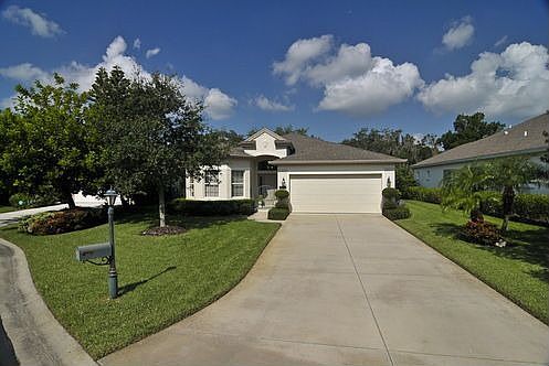 1st image of 35 Arbor Oaks Dr