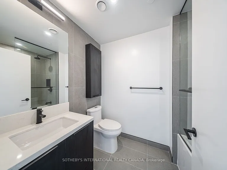5 York Rd #703 — Photo 10