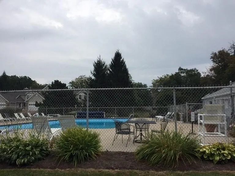 3304 Baer Beach Rd #C11 — Photo 16