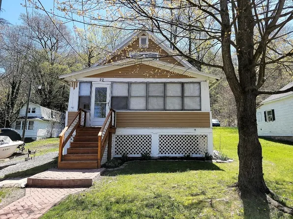 22 May Ave, Harveys Lake, PA 18618