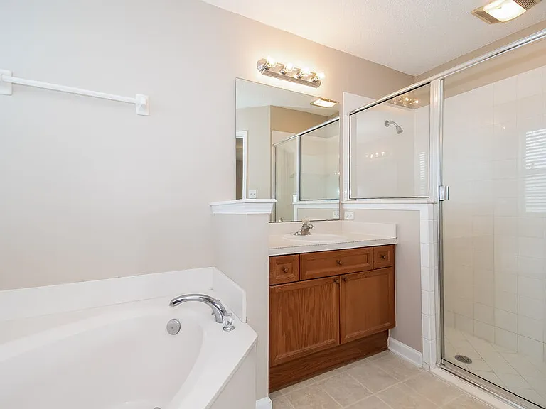 13450 Teddington Ln — Photo 11