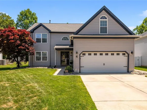 4 Mullins Ct, Hampton, VA 23666