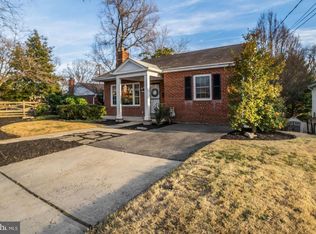 302 Ladson Rd, Silver Spring, MD 20901