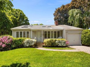 32 Elderberry Rd, Syosset, NY 11791