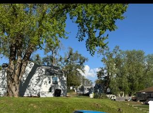 6101 N 39th St, Omaha, NE 68111