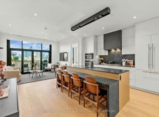 1 Strathgowan Ave #710, Toronto, ON M4N0B3