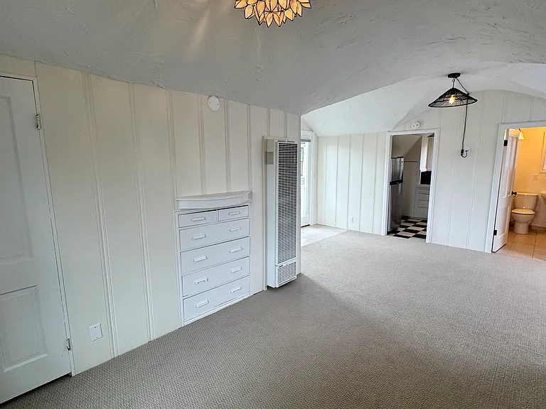 412 W Sola St #B — Photo 2