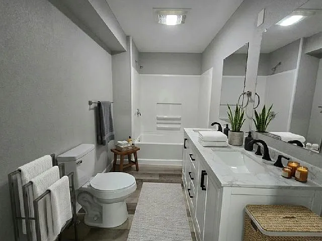 13618 N Florida Ave #3 — Photo 5