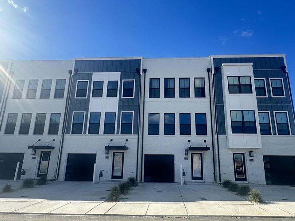 Hancock With Sun Deck