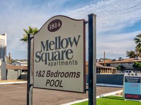Mellow Square Apartments