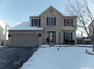 565 Hennigans Grove Rd, Grove City, OH 43123