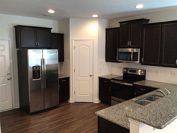 2nd image of 4125 Becca Ln