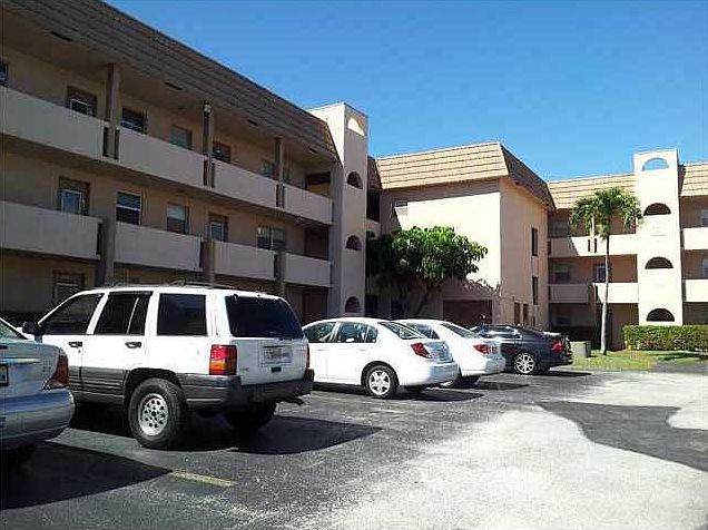 1st image of 3051 Sunrise Lakes Dr #210