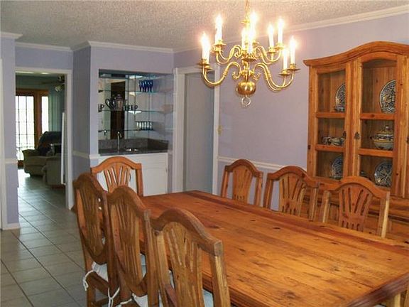 4th image of 103 Mauna Loa Ln