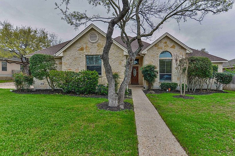 1st image of 18415 Emerald Forest Dr