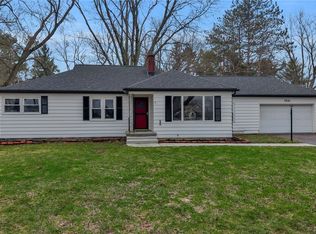 7531 Quaker Rd, Orchard Park, NY 14127
