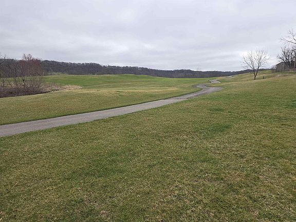4th image of 137 W Glen Hollow Rd