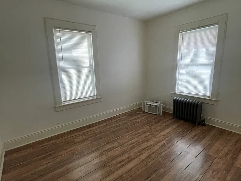 642 Jefferson Ave #2 — Photo 2