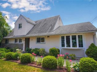 69 Remsen Cir, Yonkers, NY 10710