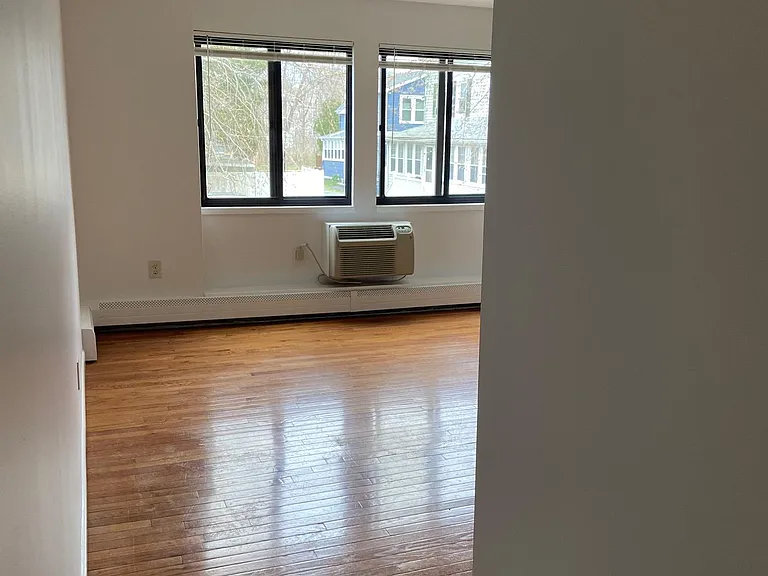 65 Miller St #B5 — Photo 4