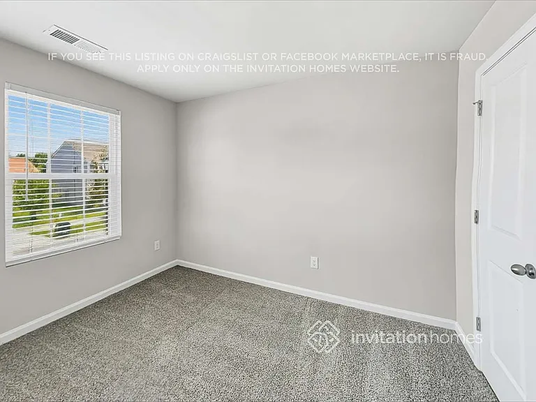 1125 Woodhouse Dr — Photo 15