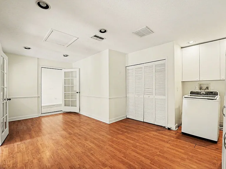 5865 Meadowpark Pl — Photo 6