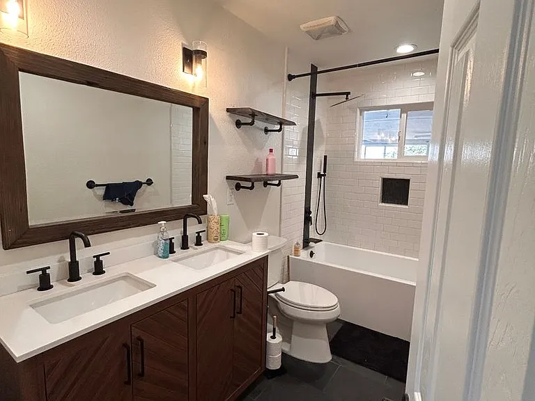 25 Linda Ln — Photo 8