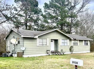 2038 Rocky Hill Rd, Wesson, MS 39191