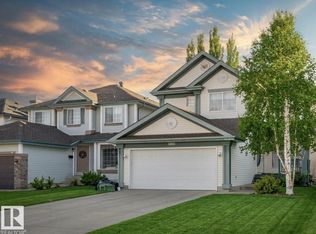 11813 12th Ave NW, Edmonton, AB T6J 7E4