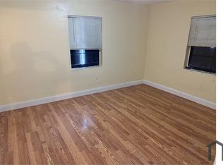 2335 NE 172nd St, North Miami Beach, FL 33160