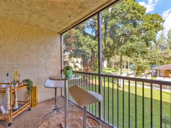 5090 SW 64th Ave APT 205, Fort Lauderdale, FL 33314