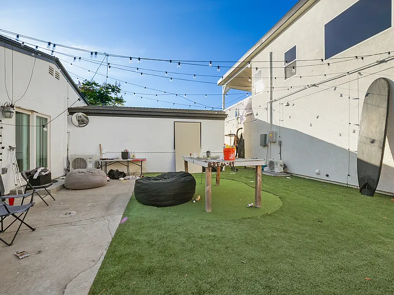 6124 Pembroke Dr — Photo 15