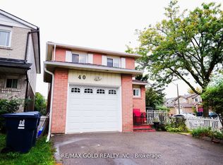 40 Glen Hollow Ave, Toronto, ON M9W6C6